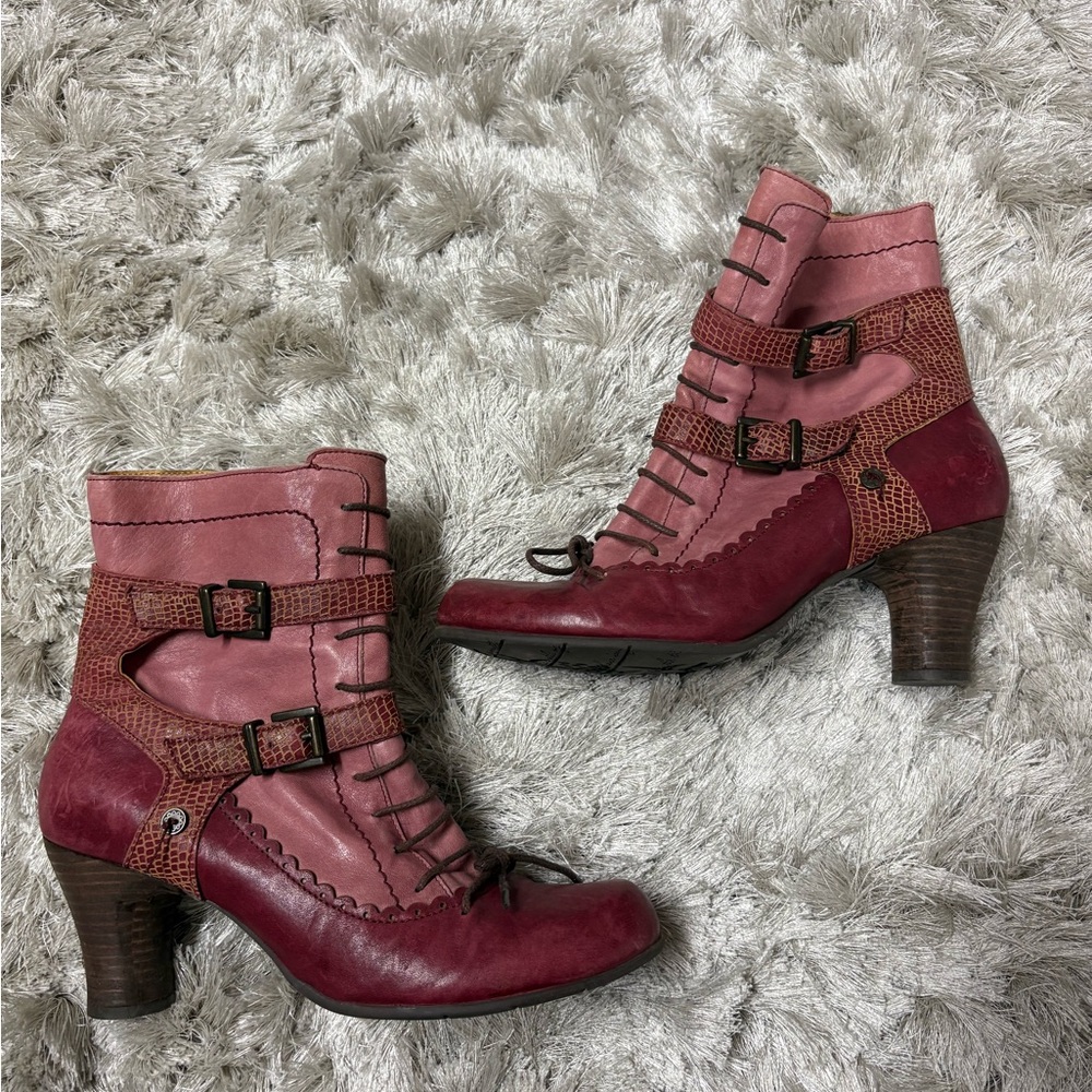 Gold button  Pink Leather Ankle Boots Sz 40